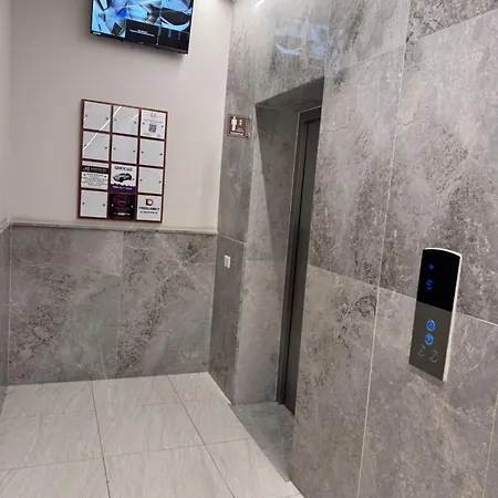 Apartment The Sky High Suite-sea & History 2 *