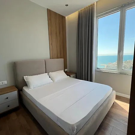 Apartment The Sky High Suite-sea & History 2